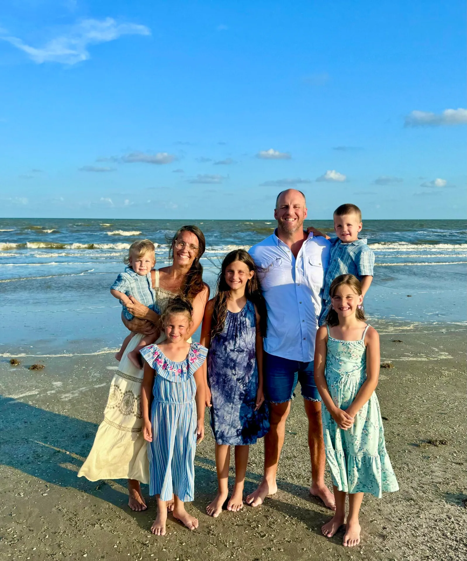 Dr. Kramer Family Photo at the Beach